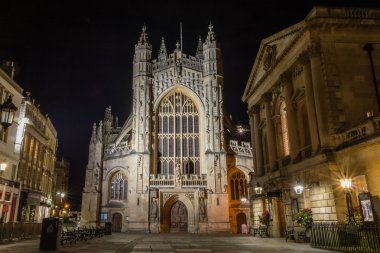 İngiltere ' de Bath - 20 Eylül 2015: Bath Abbey tarafından gece A