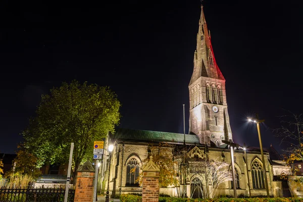 Catedral de Leicester por la noche — Foto de Stock