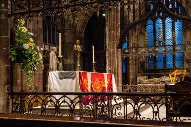 Manchester Cathedral sunak A