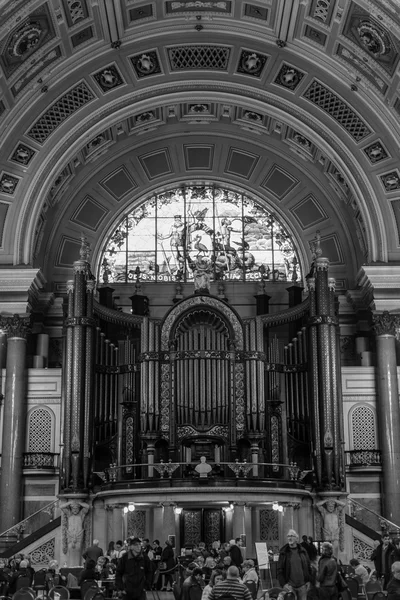 St George's Hall inside - organs — Stock Photo, Image