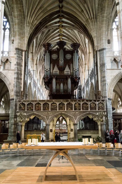 Catedral de Exeter - pequeño altar con órganos — Foto de Stock