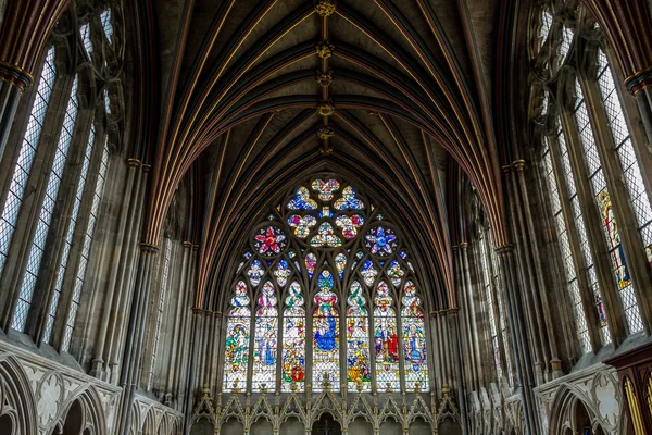 Exeter Cathedral - stained glass and ceiling - Lady Chapel — Stock Photo, Image