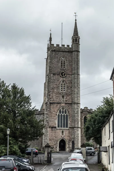 Holy Trinity Kilisesi, Westbury Oaks, İngiliz gotik architectu üzerinde — Stok fotoğraf