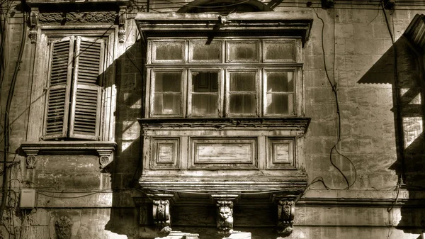 Antigua fachada sepia HDR, Malta — Foto de Stock