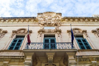 Cephe için Ekonomi Bakanlığı