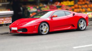 Güzel kırmızı Ferrari araba.