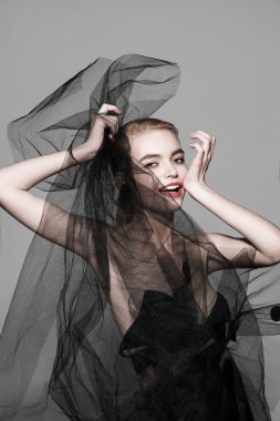 profesyonel güzellik modeli yüz peçe moda kadın sanat vogue fotoğraf kırmızı dudaklar