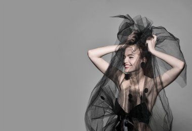 profesyonel güzellik modeli yüz peçe moda kadın sanat vogue fotoğraf kırmızı dudaklar