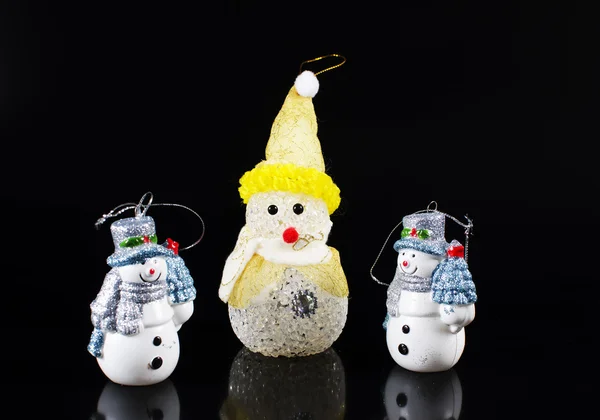 Neşeli Noel kar adam izole