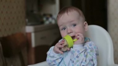 Bebek bakıcılığı ve evde yemek