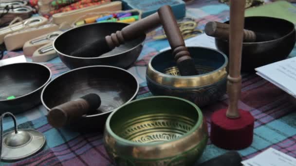 Tibetan singing bowls — Stock Video