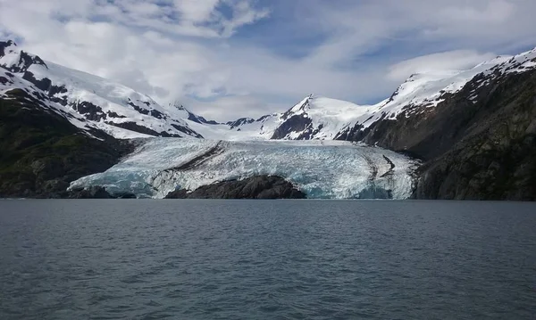 アラスカの中国国有林にあるポーテージ氷河 2016年6月13日 — ストック写真