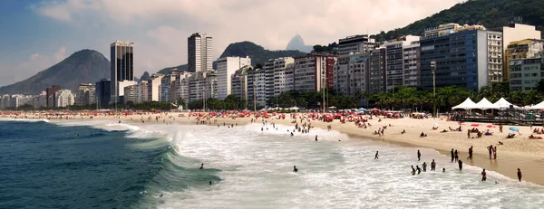 Pláž Copacabana v rio de Janeiru — Stock fotografie