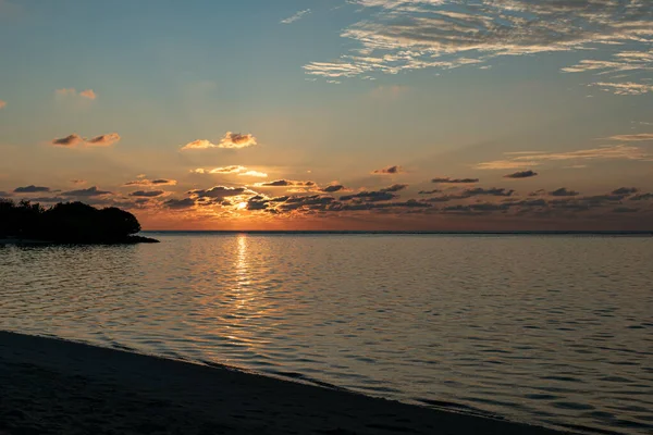 Mathiveri, Maldivler 'deki Tropik Plaj Cenneti