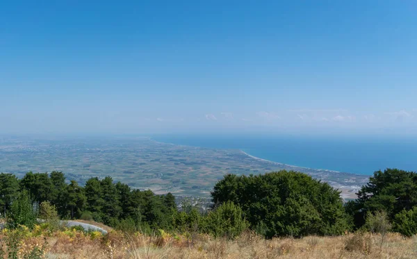 Vista Desde Montaña Hasta Valle Mar Azul Cielo Azul Con — Foto de Stock