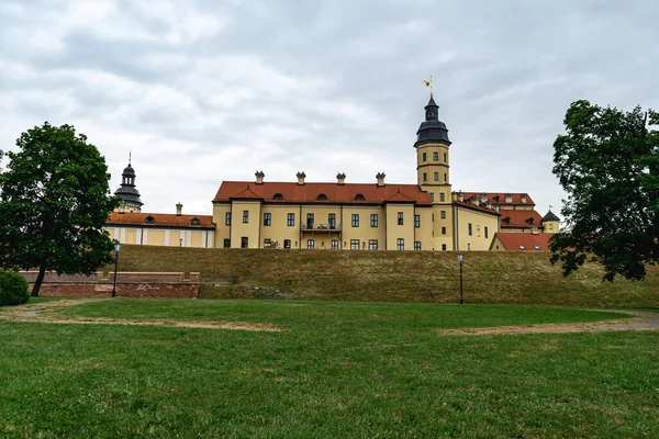 Nesvizh Bielorrússia Agosto 2021 Castelo Nesvizh Dos Radziwills Palácio Parque — Fotografia de Stock