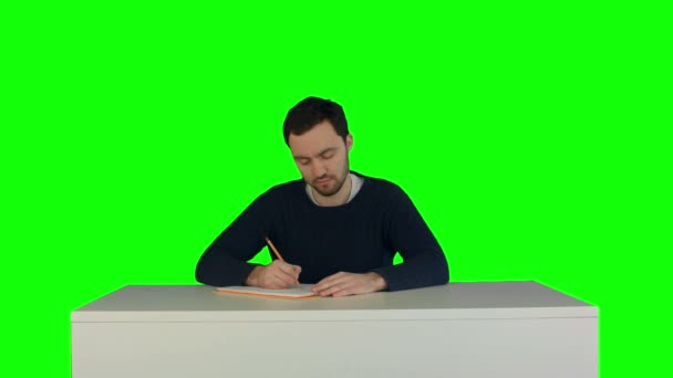 Students with book listening during a lecture  on a Green Screen — Stock Video