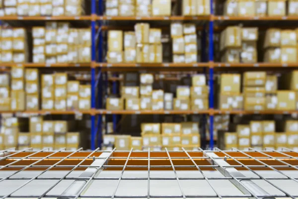 Empty warehouse shelves — Stock Photo, Image