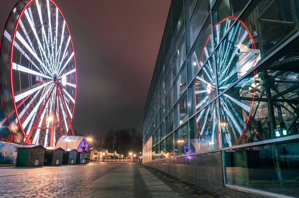 Ferris wheel in Park, Kharkov — Stock Photo, Image