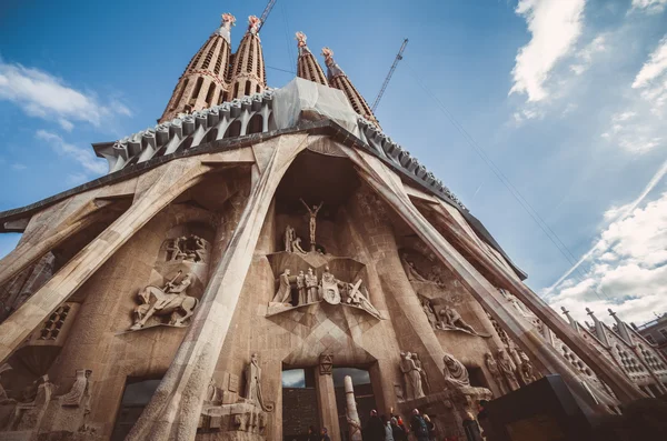 Barcelona, İspanya - 12 Ocak: La Sagrada Familia Gaudi, boğa tarafından