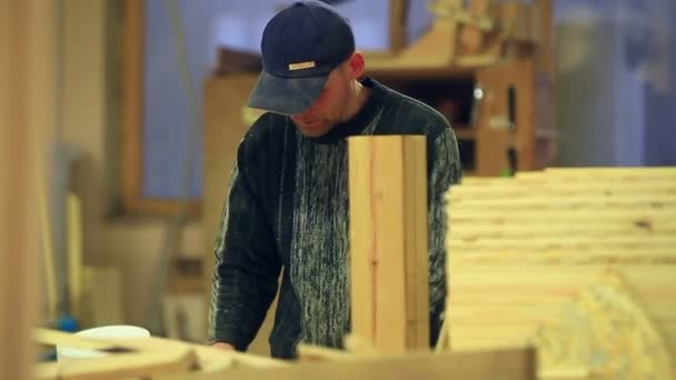 Produção de oficina de trabalho de carpinteiro — Vídeo de Stock