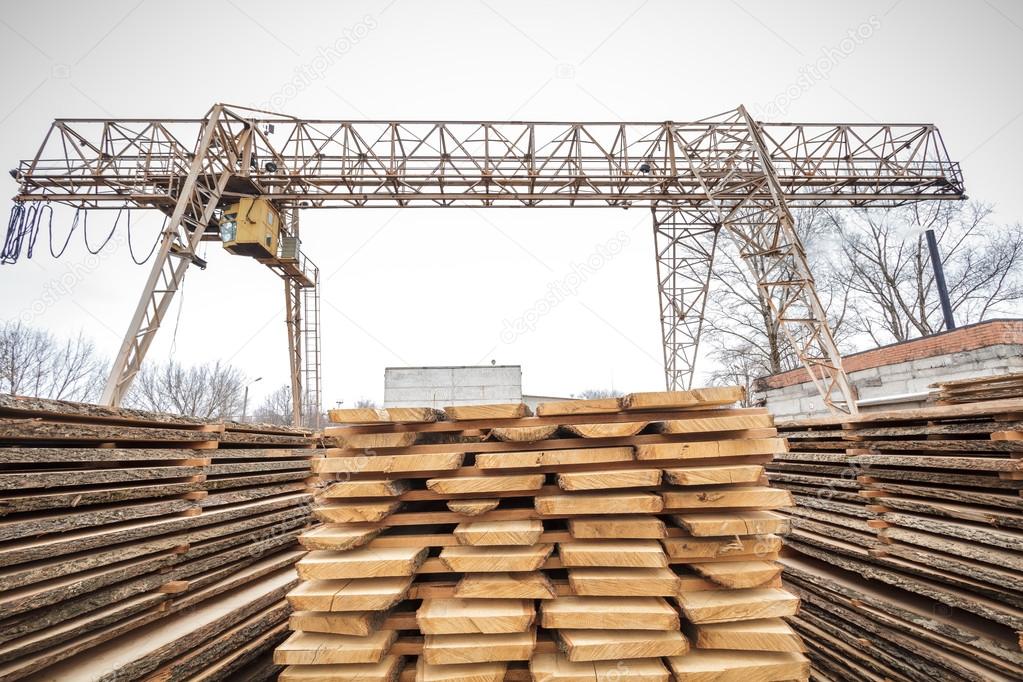 storage timber crane