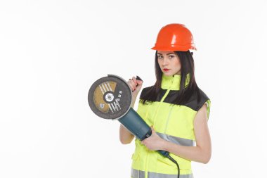 Kadın, beyaz arka plan üzerinde açı değirmeni