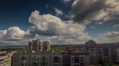 Şehir manzarası binalar penceresinden yüksek Rise - Empire State Binası ve gökdelenler bakan güzel pahalı