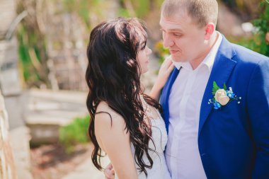 Mutlu gelin ve damat düğünlerinde