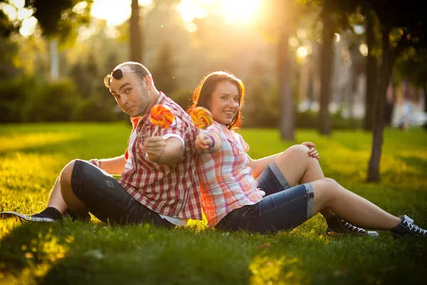 Candy, man, woman — Stock Photo, Image