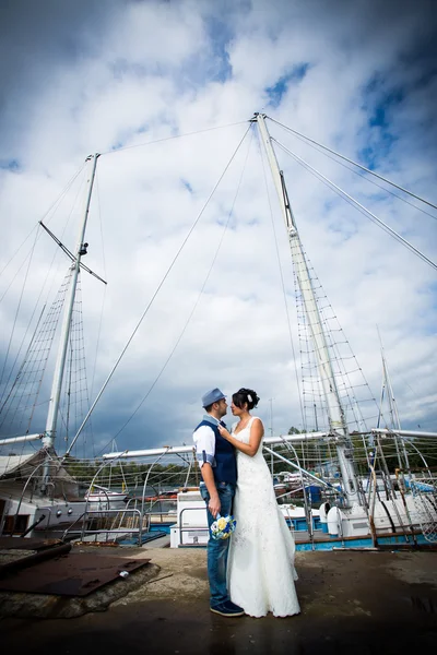 Düğün, rıhtım, yat