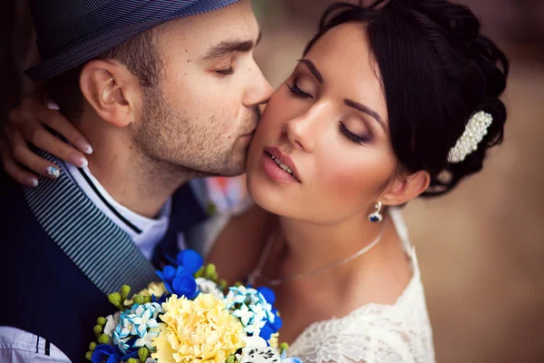 öpücük, üstten görünüm