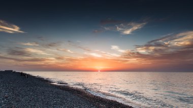 Denizde gün batımı