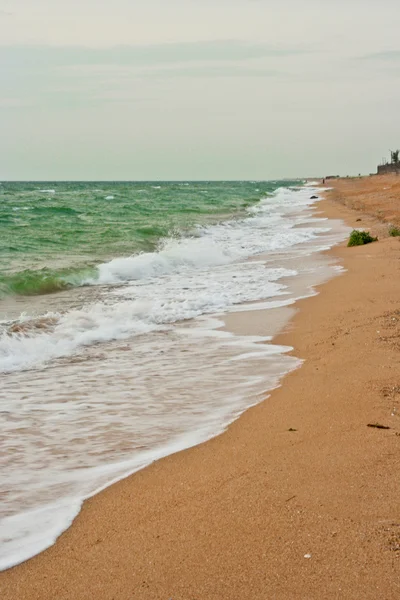 Deserted beach — Stock Photo, Image