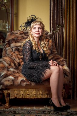 yaşlı kadın klasik