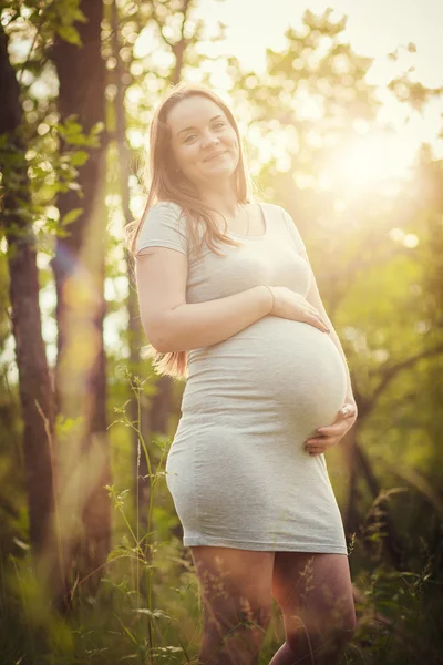 Coucher de soleil enceinte — Photo