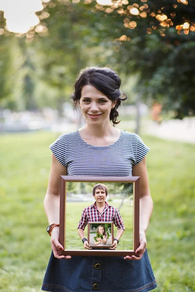 Kadın çerçevesi — Stok fotoğraf