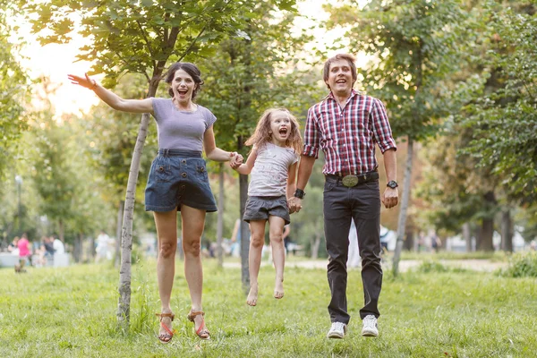 Family jumping — Stock Photo, Image