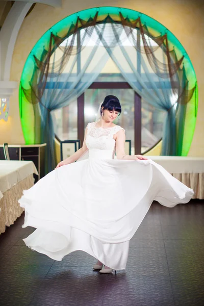 Bride dance — Stock Photo, Image