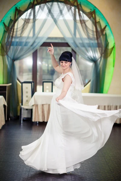 Bride dance — Stock Photo, Image