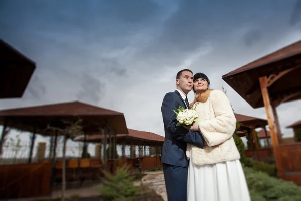 Dulce boda pareja — Foto de Stock