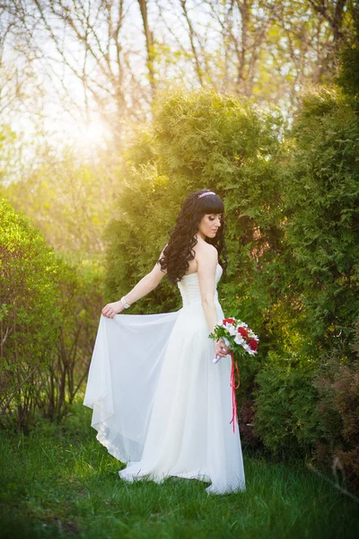 Elegant bride — Stock Photo, Image