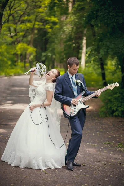 Matrimonio chitarra elettrica — Foto Stock