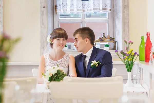 Groom and bride in cafe — Stock Photo, Image