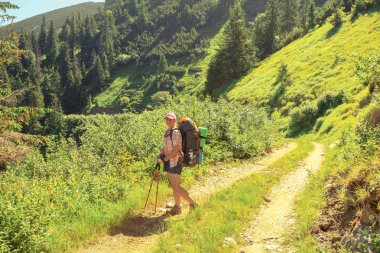 Dağı trekking gezi kadın