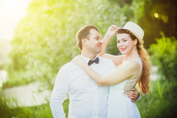 Matrimonio al tramonto — Foto Stock