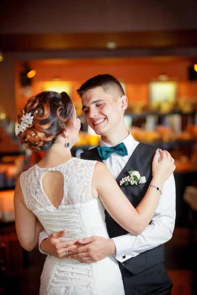 Невеста без вуаль — стоковое фото