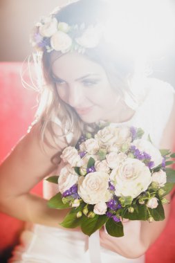 Gelin yumuşak ışık kırmızı