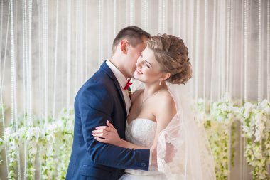 Gelin Damat stüdyo hugs