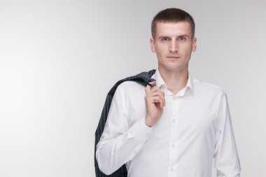 omuz üzerinde ceket